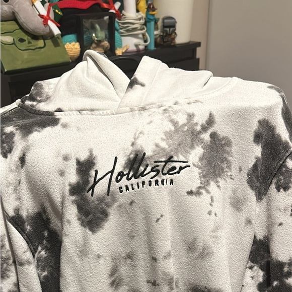 Hollister hoodie bundle - Picture 3 of 4